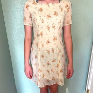 Women’s vintage handmade floral cream dress